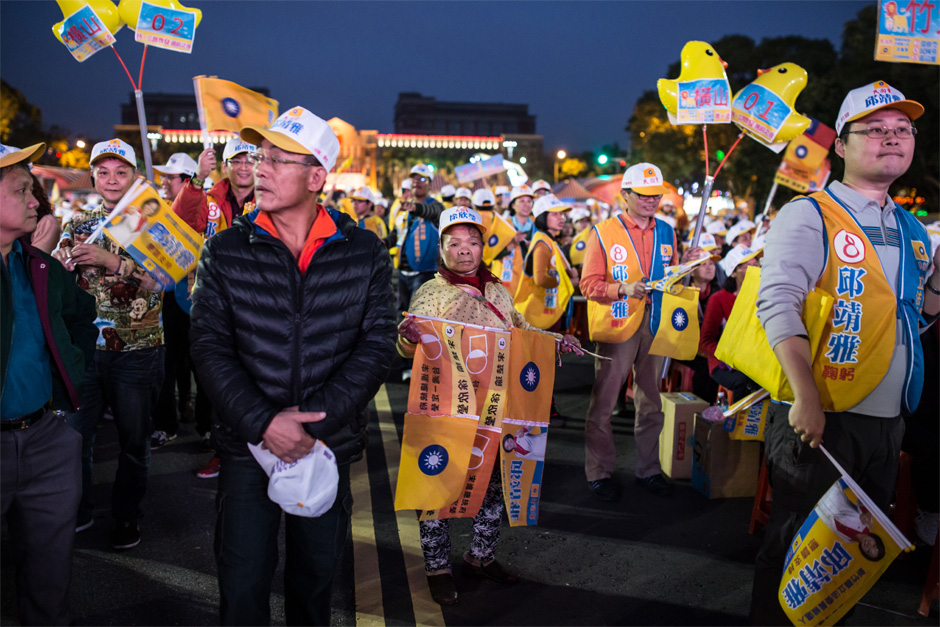 Supporters attend a Minkuotang rally in Zhubei City.
