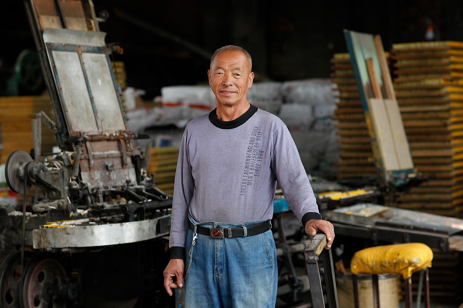 Li Baojun, 72, has been working on the packing floor for 60 years.