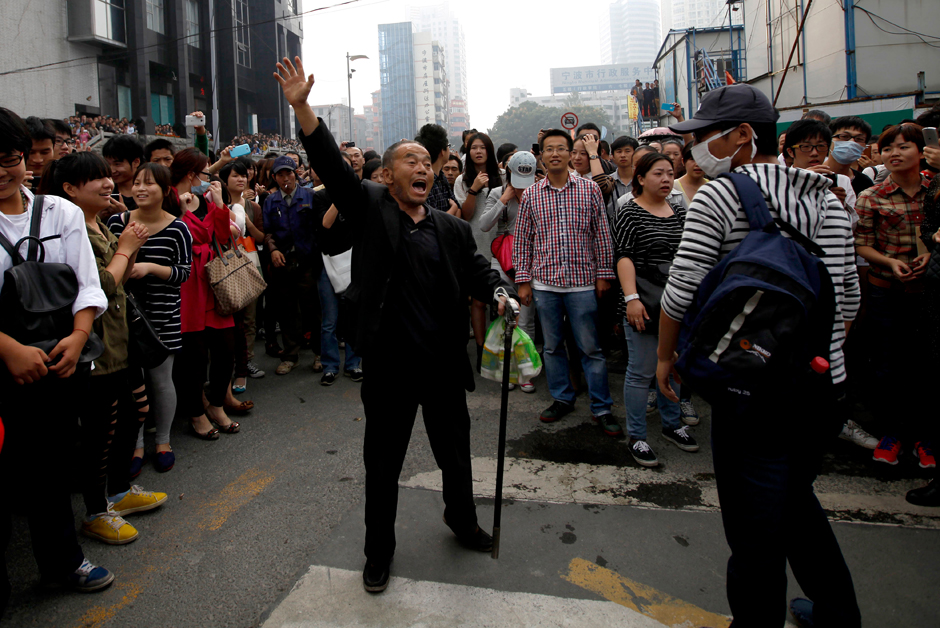 China at the Tipping Point? - Vimarsana News