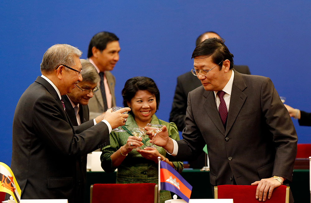 What Went Wrong With U.S. Strategy on China's New Bank and What Should Washington Do Now? - Vimarsana News