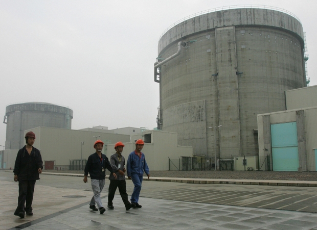 Ex-Officials Battle Plan to Build Nuclear Plants - Vimarsana News