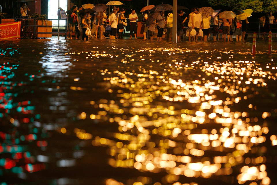 Sinking Shanghai "Not Prepared to Admit" Climate Change Threat - Vimarsana News