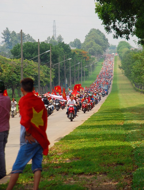 Netizens Complain Chinese Government Was Slow to Respond to Violence in Vietnam - Vimarsana News