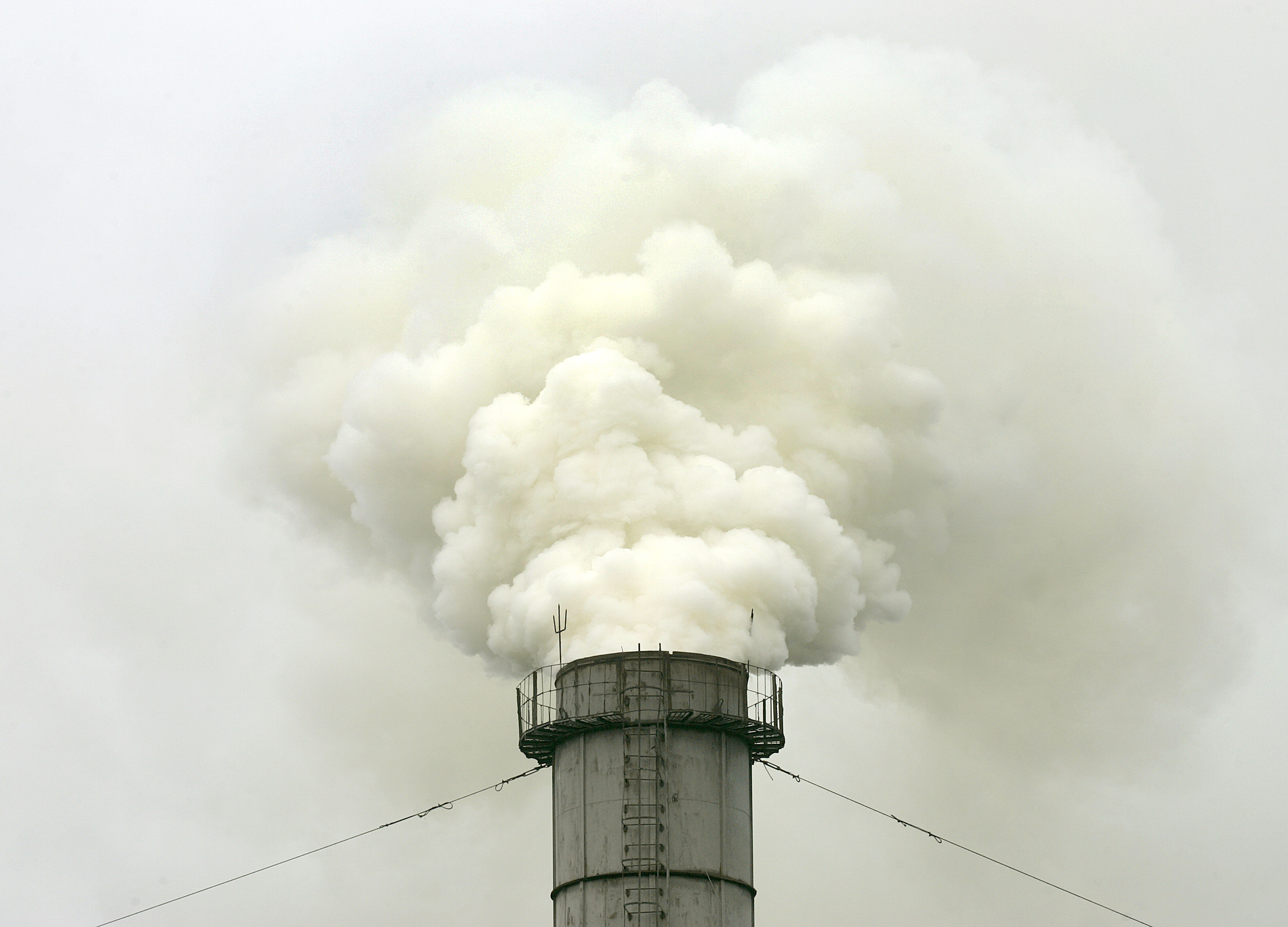 China's Greehouse Gas Emissions Likely to Peak by 2025 - Vimarsana News